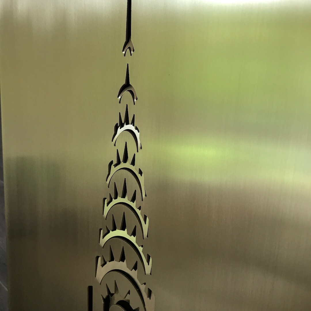 Obraz metalowy na ścianę z mosiadzu Chrysler building