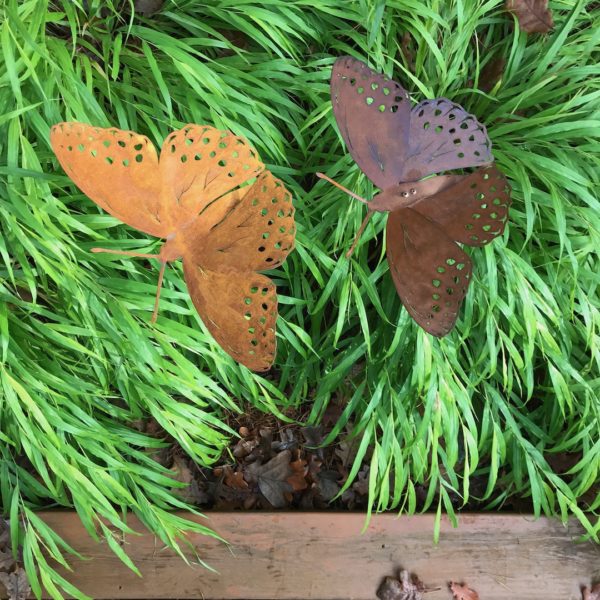 Motyl ozdoby z metalu do ogrodu