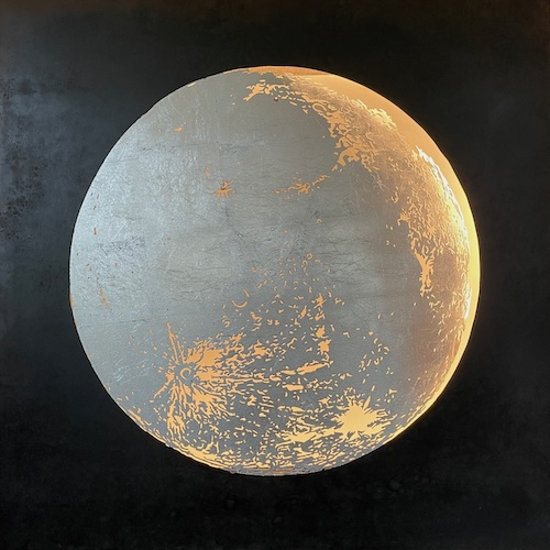 Moon from corten covered with aluminum flakes